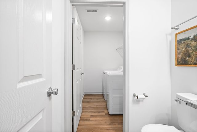 929 Center Rd Apt A, Clarksville, TN 37042