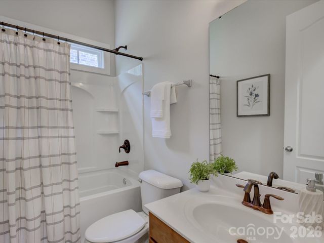 4938 Mesa Verde Road, Charlotte, NC 28277