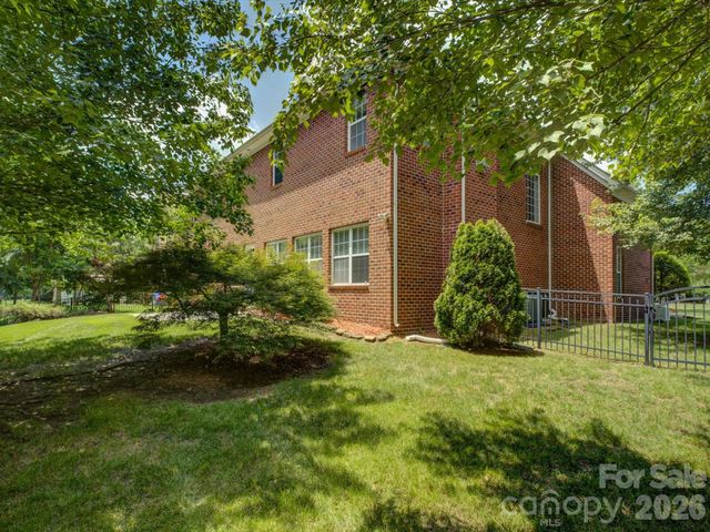 4938 Mesa Verde Road, Charlotte, NC 28277