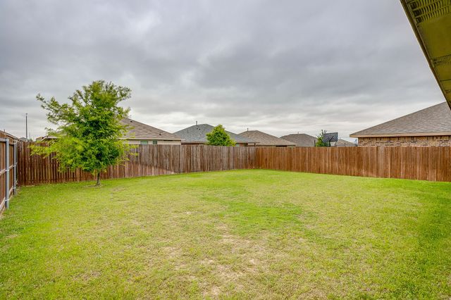 2313 Stallings Road, Fort Worth, TX 76108
