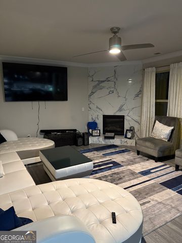 2986 Parkland View, South Fulton, GA 30331