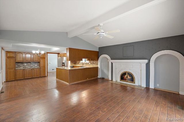 38543 Cheldon Street, Clinton Township, MI 48038