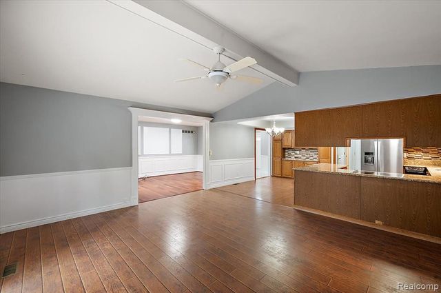 38543 Cheldon Street, Clinton Township, MI 48038