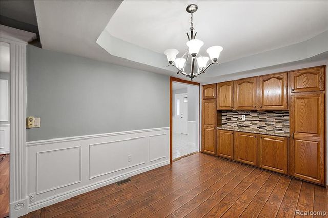 38543 Cheldon Street, Clinton Township, MI 48038