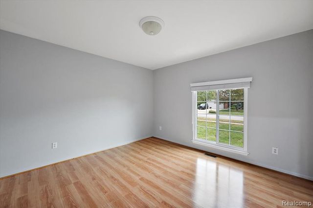 38543 Cheldon Street, Clinton Township, MI 48038