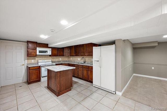 38543 Cheldon Street, Clinton Township, MI 48038