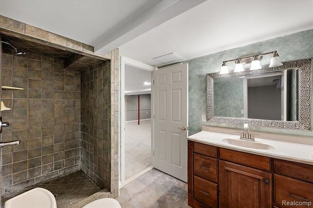 38543 Cheldon Street, Clinton Township, MI 48038