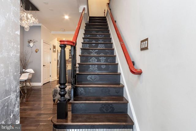 81 S MAIN ST, Lambertville, NJ 08530