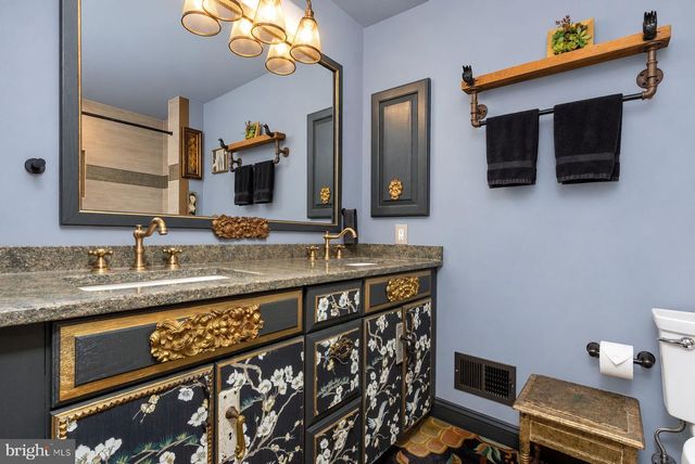 81 S MAIN ST, Lambertville, NJ 08530