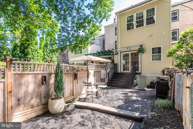 81 S MAIN ST, Lambertville, NJ 08530