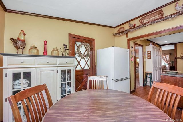 65-30 78th Street, Middle Village, NY 11379