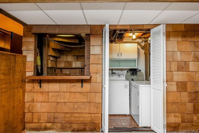 65-30 78th Street, Middle Village, NY 11379