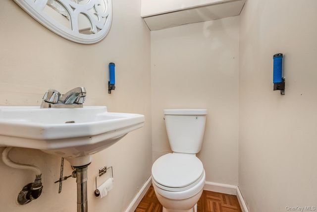 65-30 78th Street, Middle Village, NY 11379