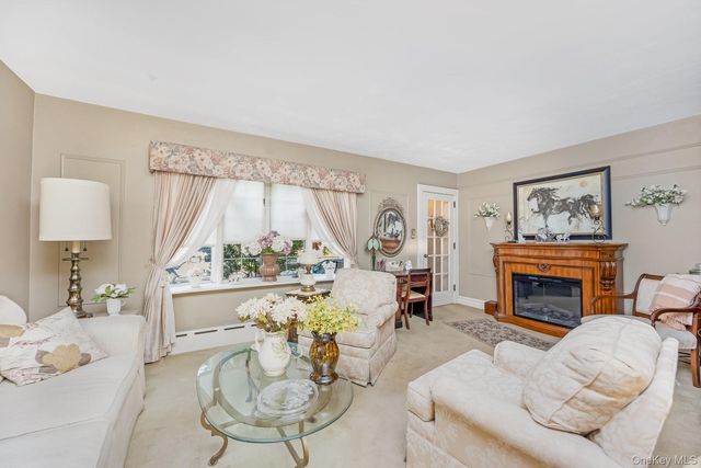 65-30 78th Street, Middle Village, NY 11379