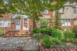 65-30 78th Street, Middle Village, NY 11379