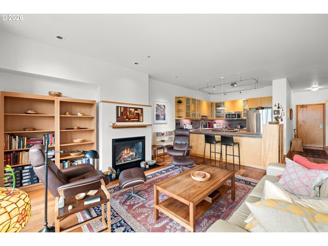 1030 Nw JOHNSON St 523, Portland, OR 97209
