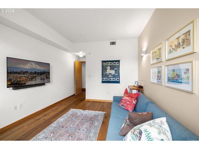 1030 Nw JOHNSON St 523, Portland, OR 97209