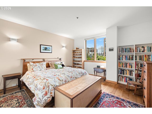 1030 Nw JOHNSON St 523, Portland, OR 97209