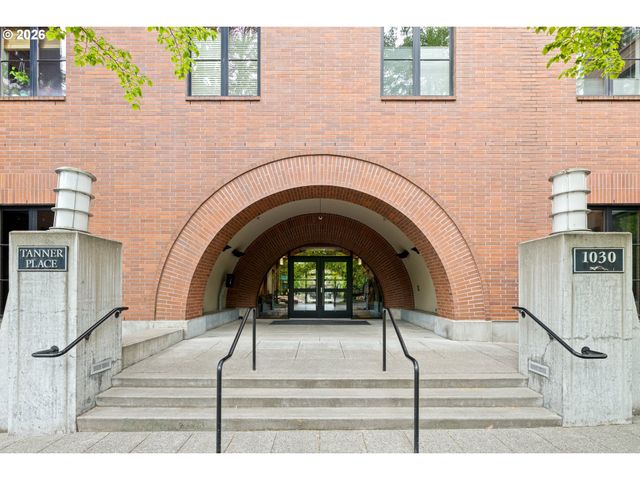 1030 Nw JOHNSON St 523, Portland, OR 97209