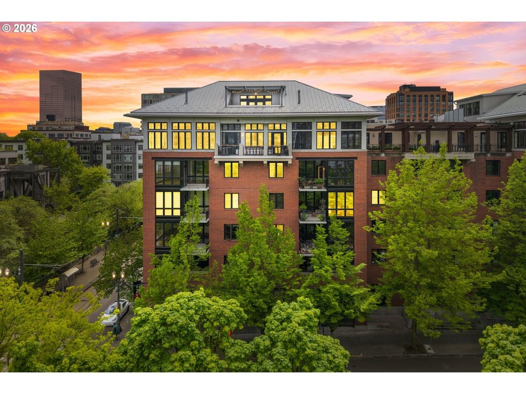 1030 Nw JOHNSON St 523, Portland, OR 97209