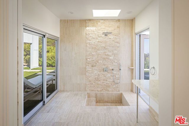 340 Trousdale Place, Beverly Hills, CA 90210