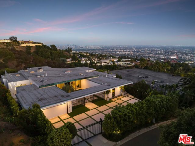 340 Trousdale Place, Beverly Hills, CA 90210