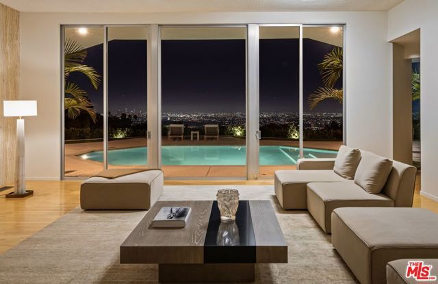 340 Trousdale Place, Beverly Hills, CA 90210