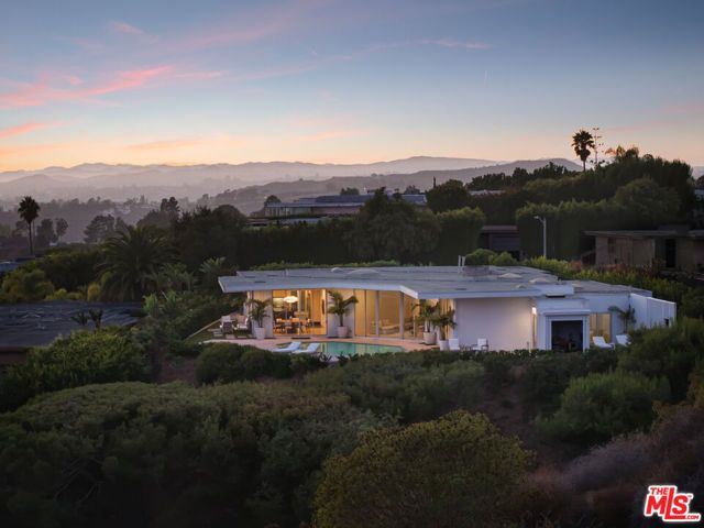 340 Trousdale Place, Beverly Hills, CA 90210