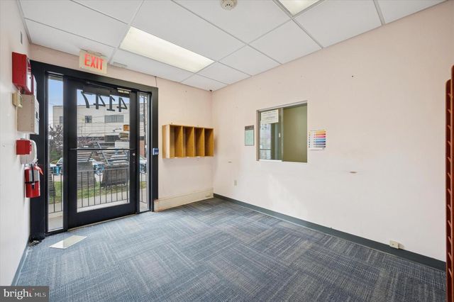 4147 WOODLAND AVE, Philadelphia, PA 19104