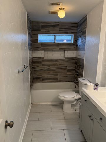 2206 Old Mill Road, Carrollton, TX 75007