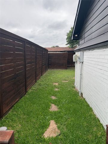 2206 Old Mill Road, Carrollton, TX 75007