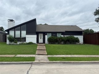 2206 Old Mill Road, Carrollton, TX 75007