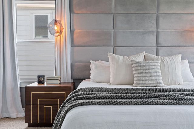 7120 Silver Star LN, Austin, TX 78744