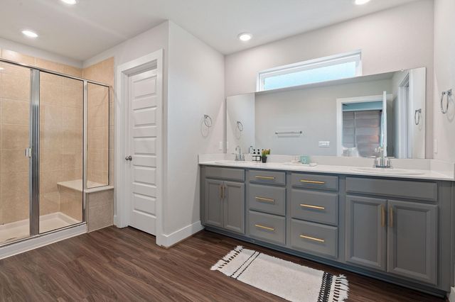 7120 Silver Star LN, Austin, TX 78744