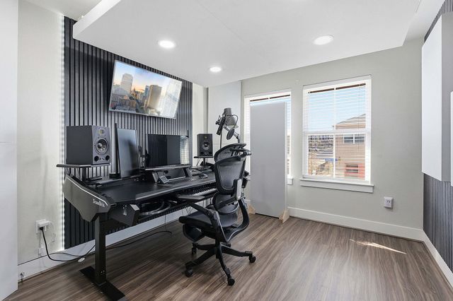 7120 Silver Star LN, Austin, TX 78744