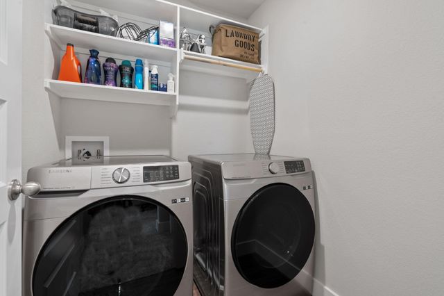 7120 Silver Star LN, Austin, TX 78744