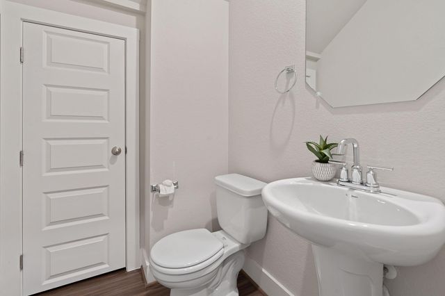 7120 Silver Star LN, Austin, TX 78744