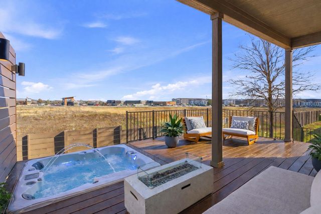 7120 Silver Star LN, Austin, TX 78744