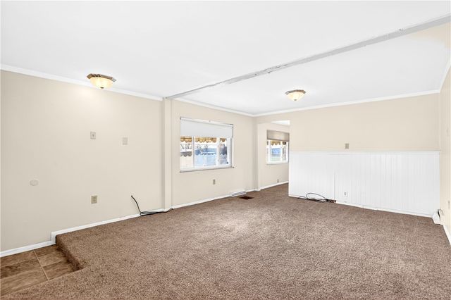 560 Connecticut, Rochester Twp, PA 15074