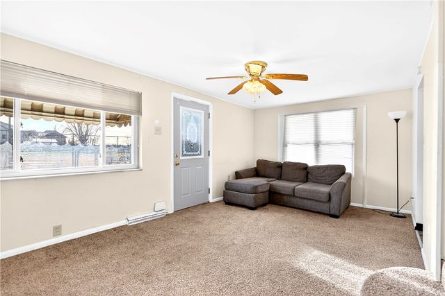 560 Connecticut, Rochester Twp, PA 15074