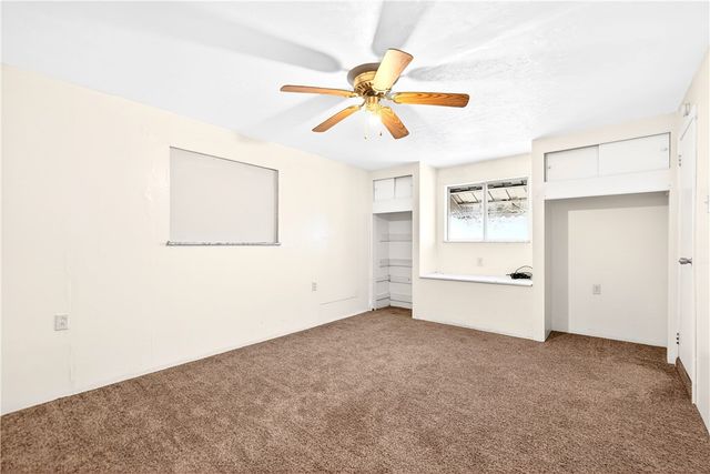 560 Connecticut, Rochester Twp, PA 15074