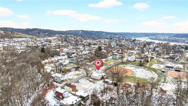 560 Connecticut, Rochester Twp, PA 15074