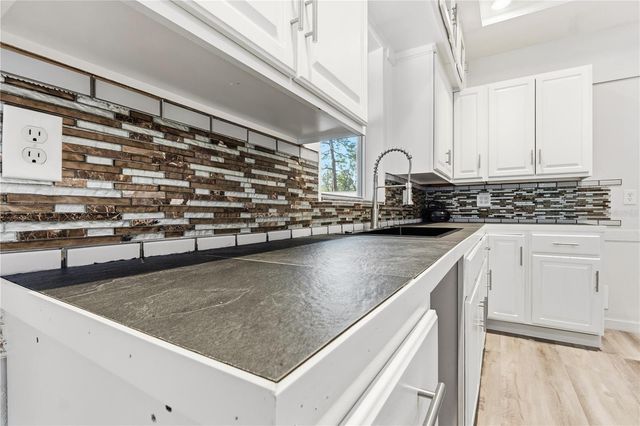 221 NE 838TH STREET, Old Town, FL 32680