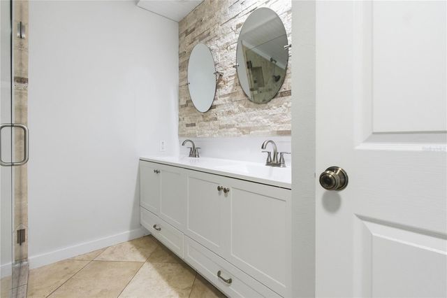 221 NE 838TH STREET, Old Town, FL 32680