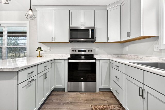 31 ASH GROVE PLACE, Kaukauna, WI 54130