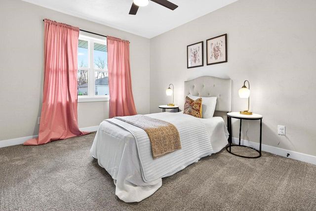 31 ASH GROVE PLACE, Kaukauna, WI 54130