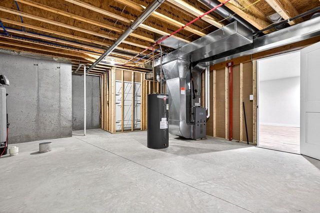 31 ASH GROVE PLACE, Kaukauna, WI 54130