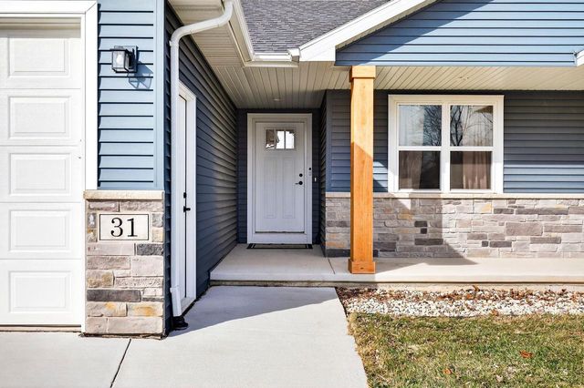 31 ASH GROVE PLACE, Kaukauna, WI 54130