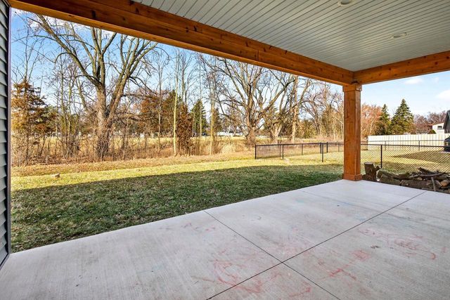 31 ASH GROVE PLACE, Kaukauna, WI 54130