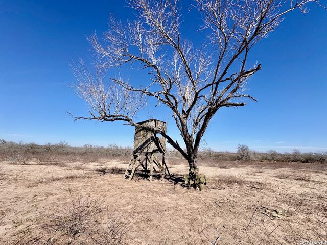 28.47 Cr 339, Jourdanton, TX 78026